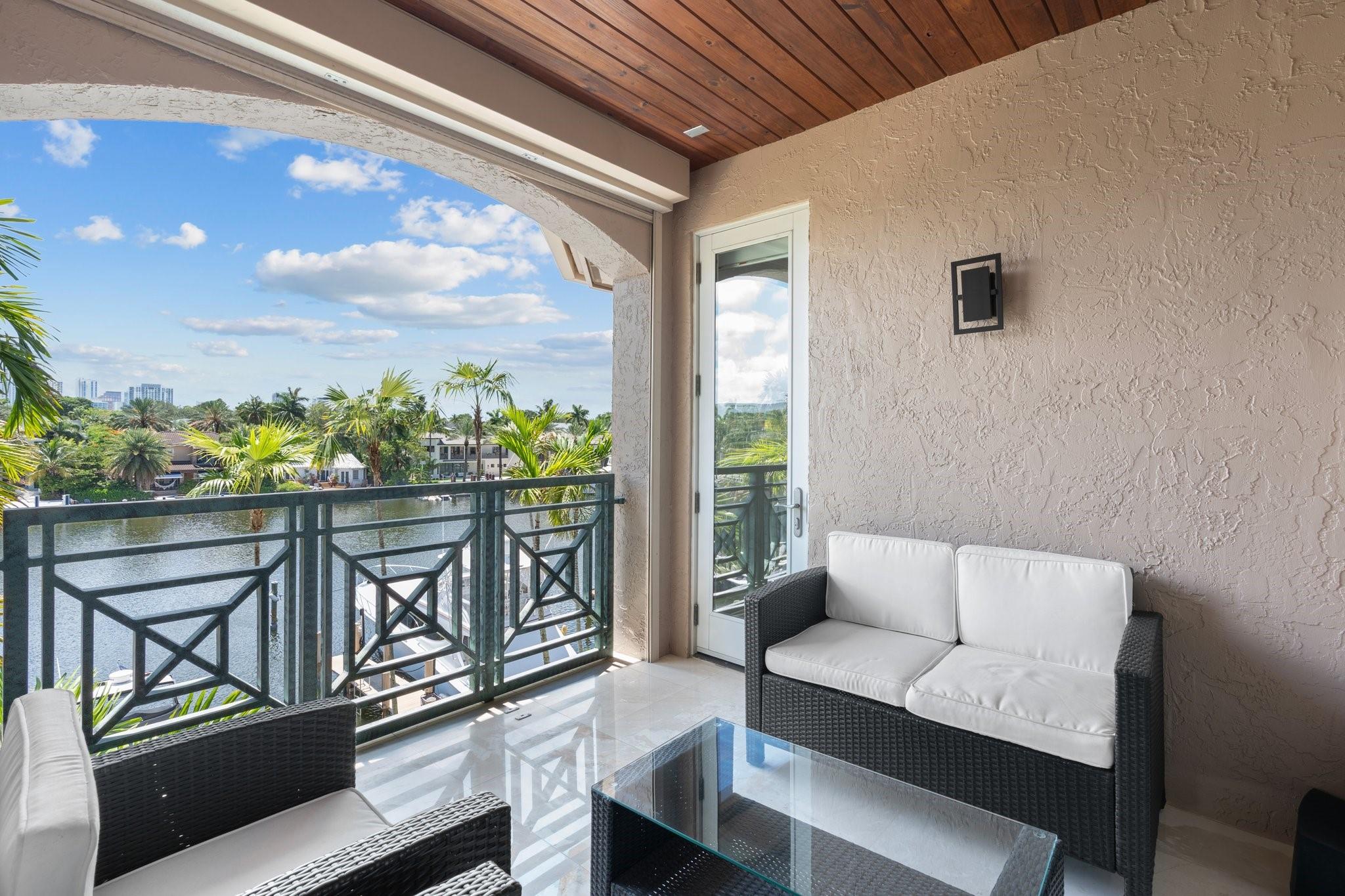 Lauderdale Isle - Residential