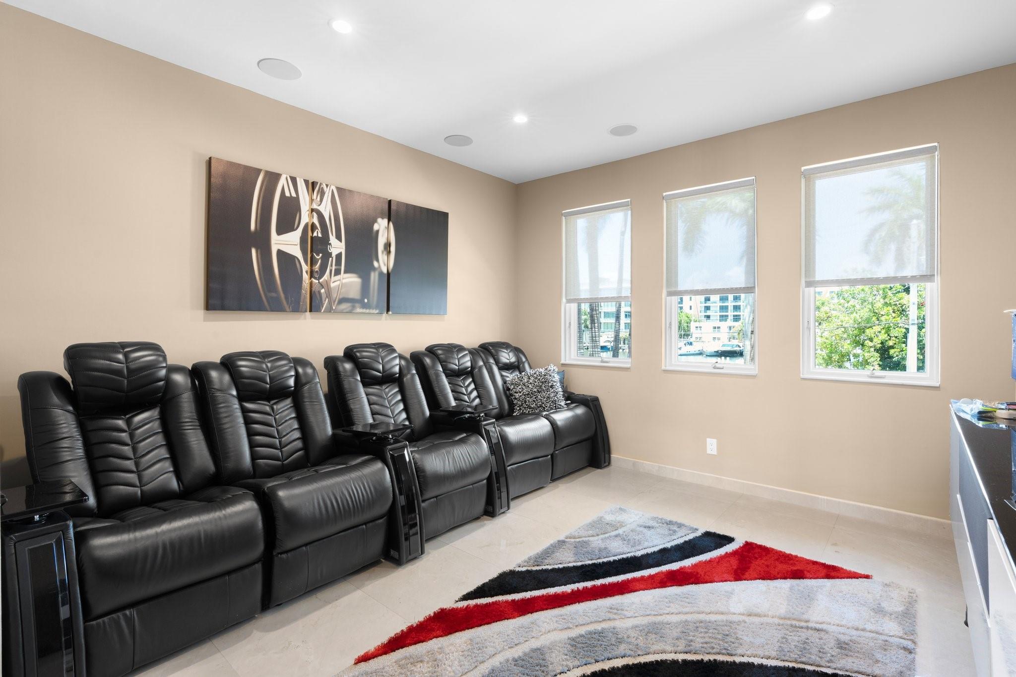 Lauderdale Isle - Residential