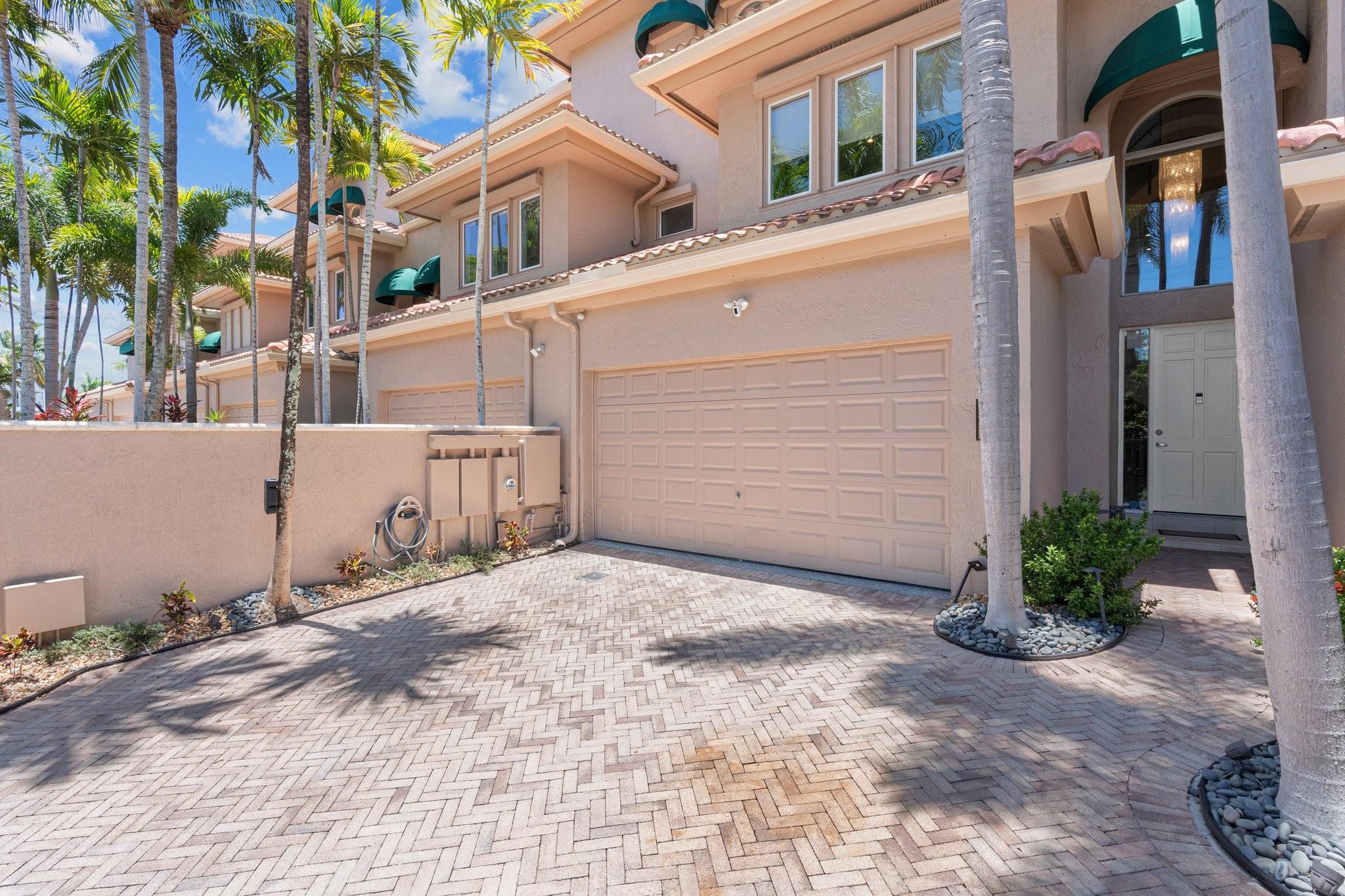 Lauderdale Isle - Residential