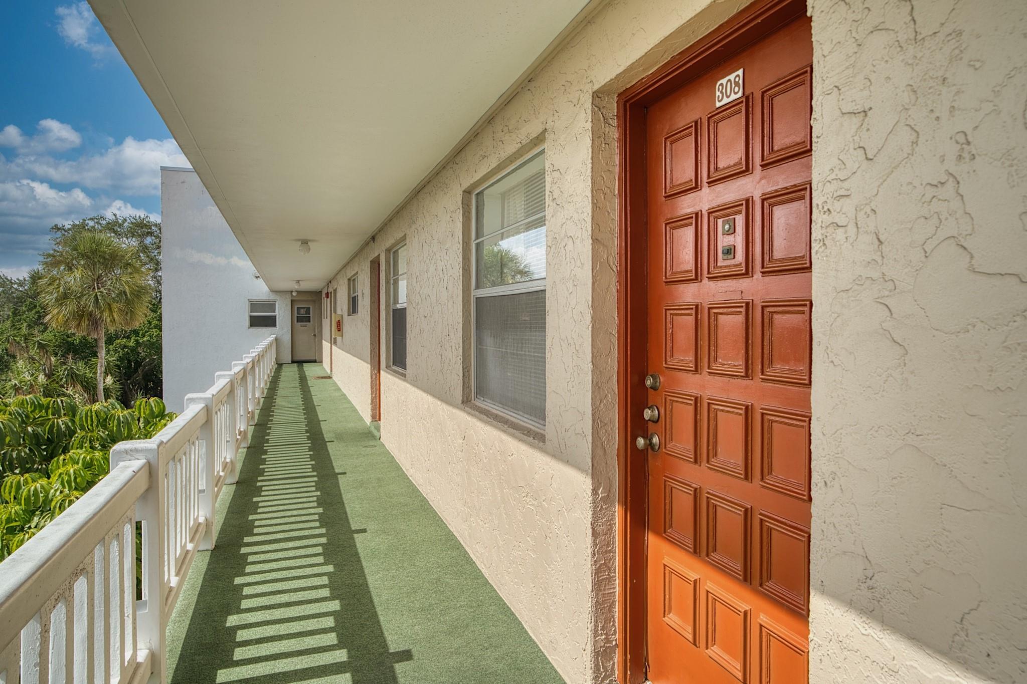 3776 Inverrary Blvd 308R