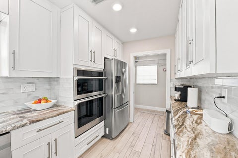 Tiny photo for 2511 NE 20th Avenue, Lighthouse Point, FL 33064 (MLS # B26064522)