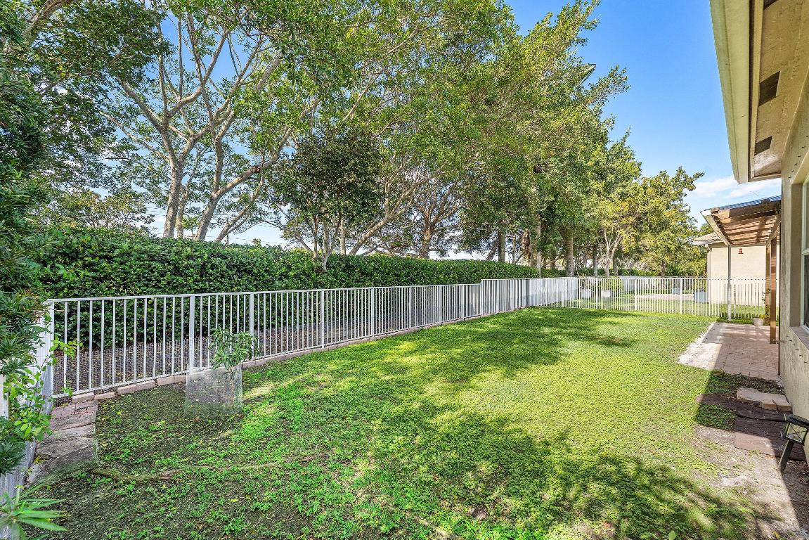 ISLES AT WESTON - Residential