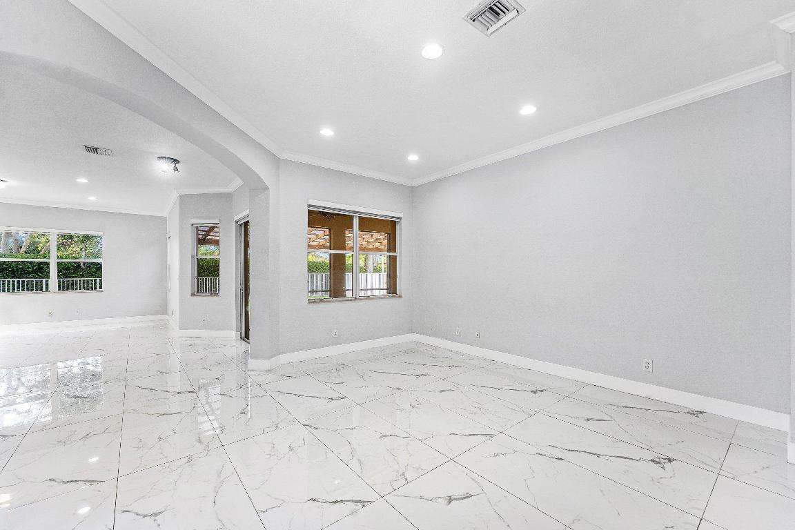 ISLES AT WESTON - Residential