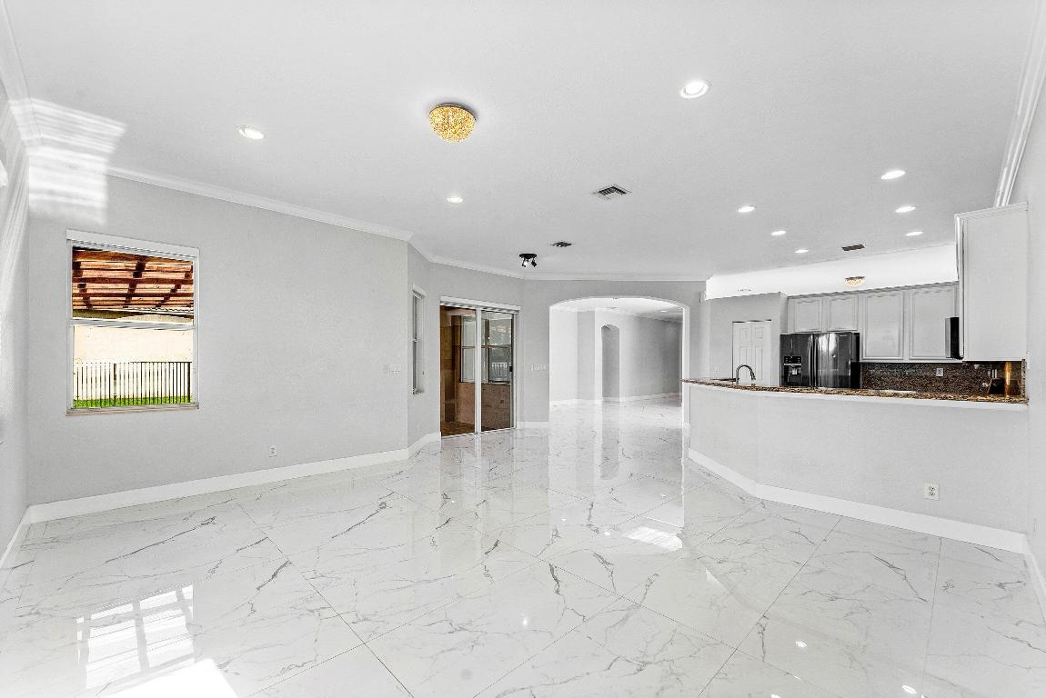 ISLES AT WESTON - Residential