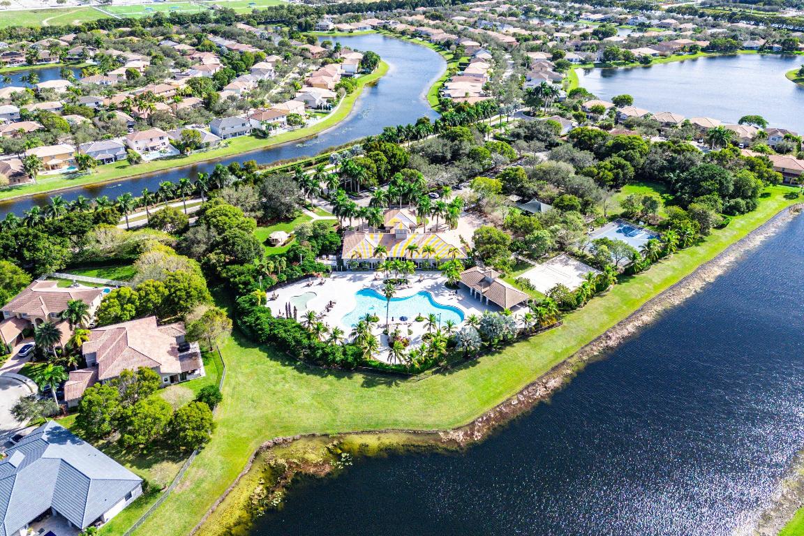 ISLES AT WESTON - Residential