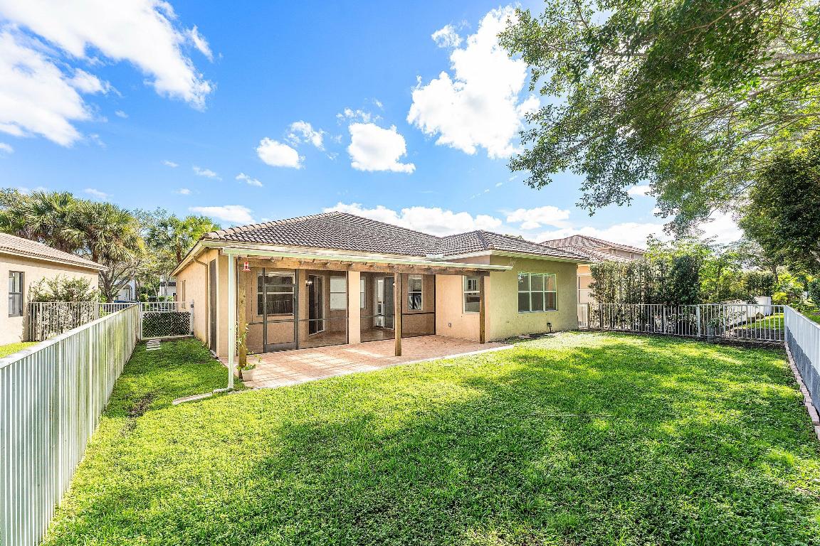 ISLES AT WESTON - Residential