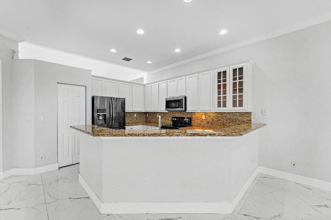 ISLES AT WESTON - Residential