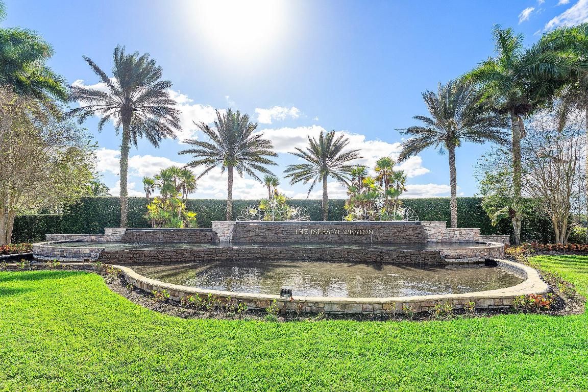 ISLES AT WESTON - Residential