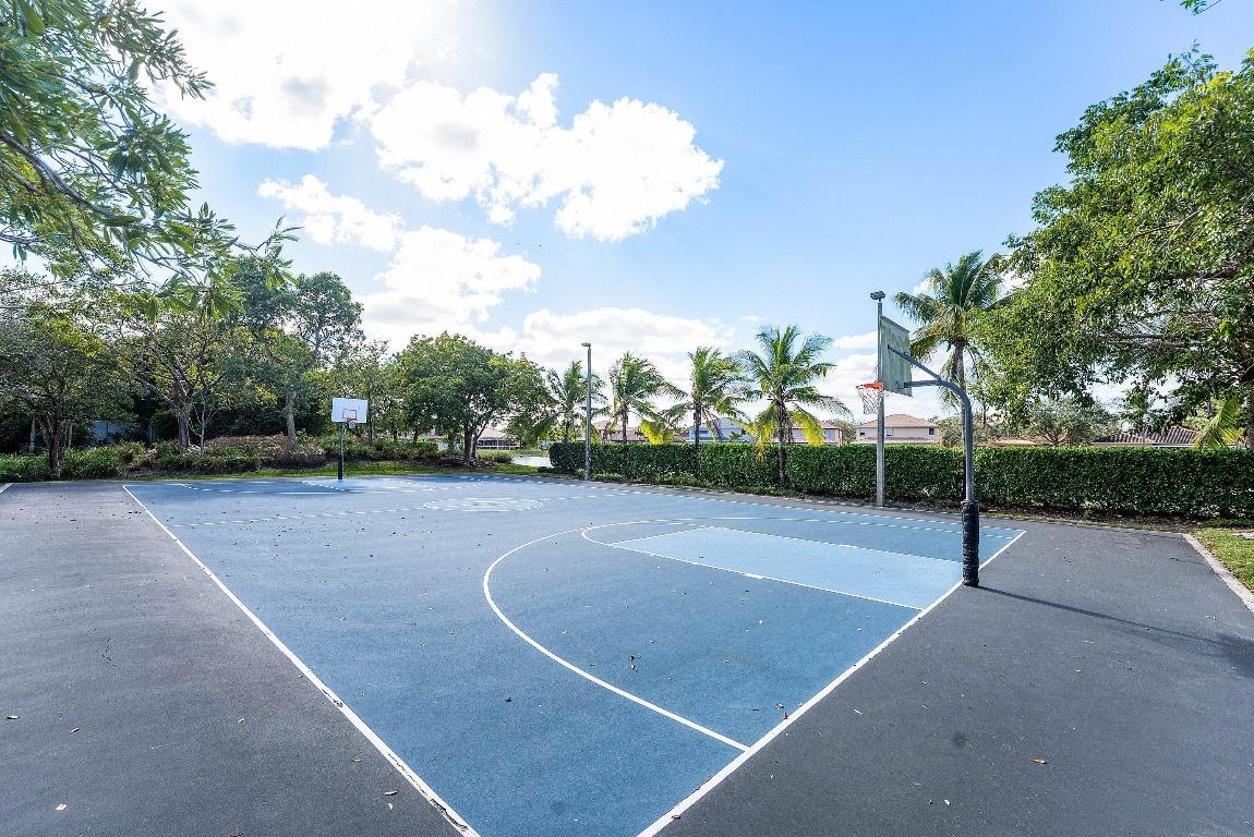 ISLES AT WESTON - Residential