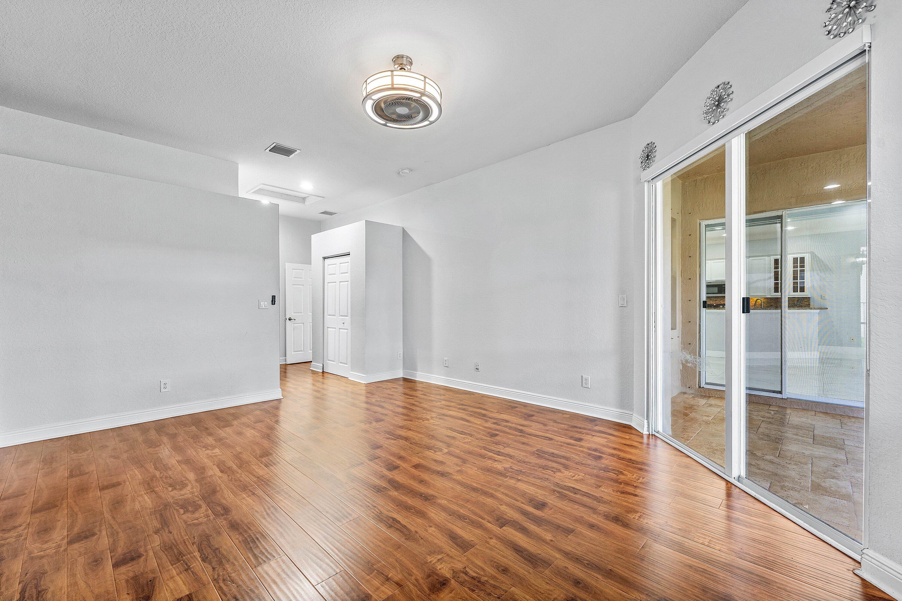 ISLES AT WESTON - Residential