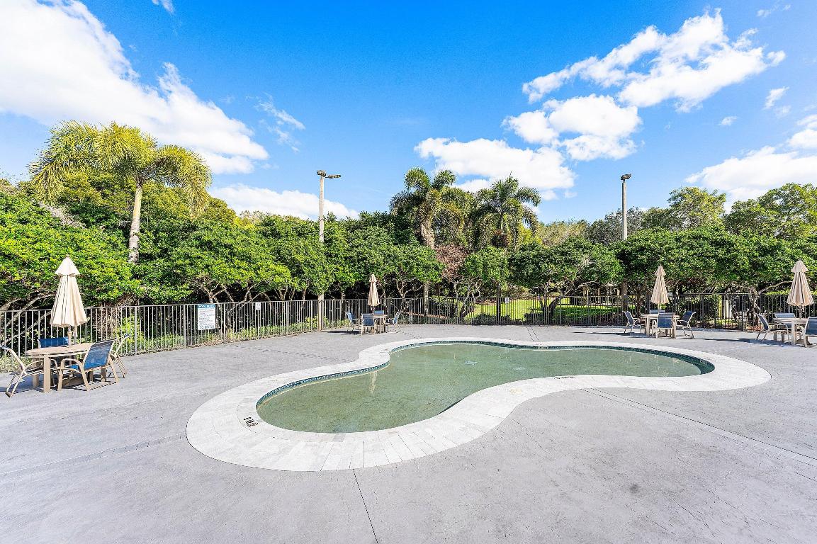 ISLES AT WESTON - Residential