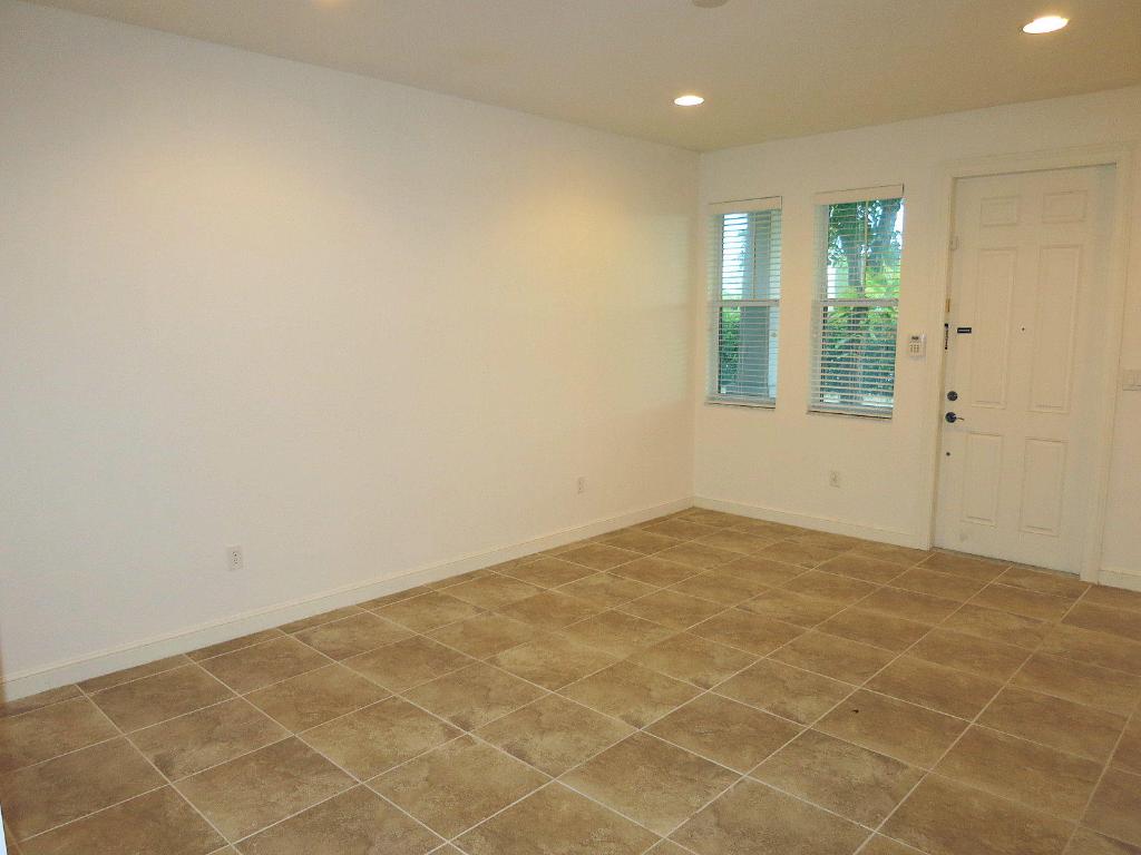 CITYSIDE CONDO - Residential Lease