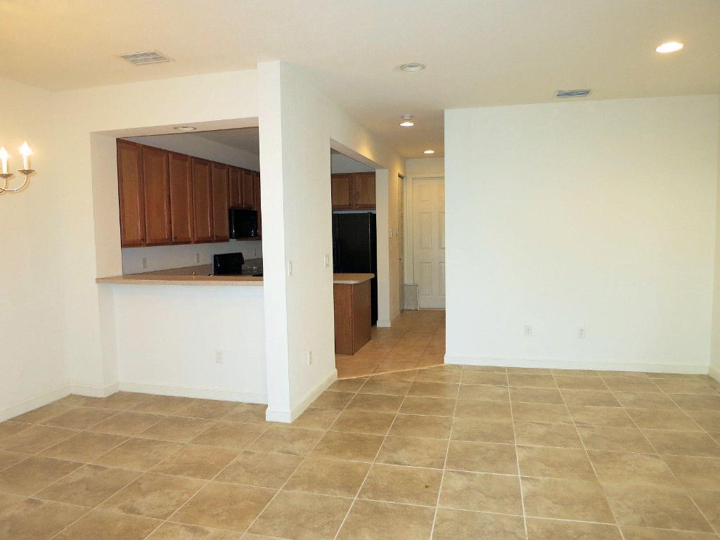 CITYSIDE CONDO - Residential Lease