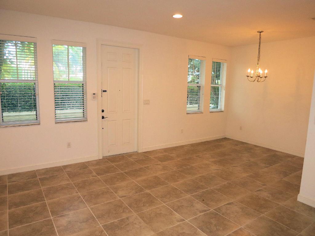 CITYSIDE CONDO - Residential Lease