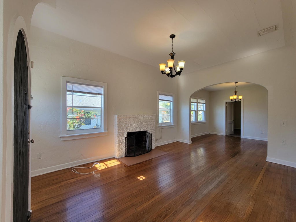 Photo of 933 37th Street, West Palm Beach, FL 33407 (MLS # B26031354)