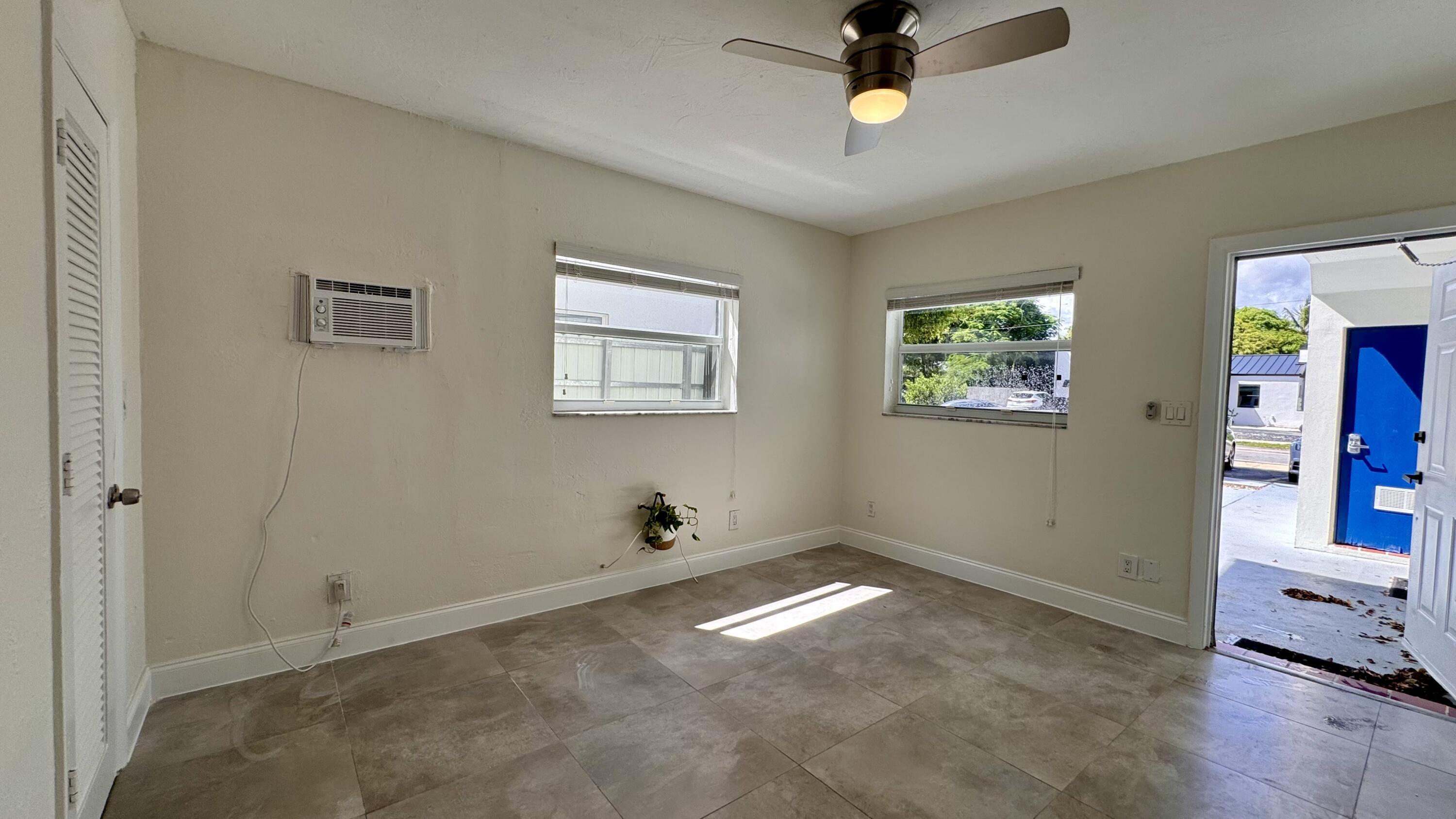 OAKLAND MANORS AMENDED PLAT - Residential Lease