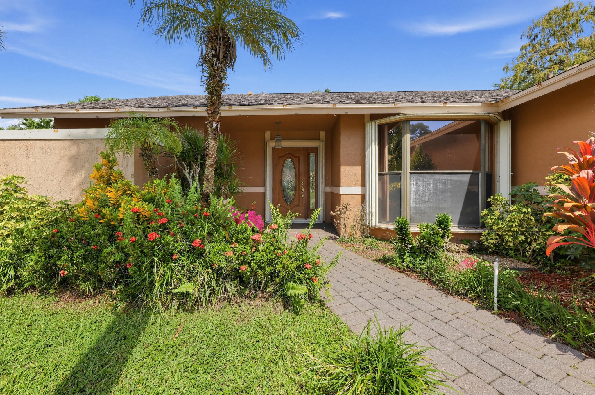 Properties 835 IVY Drive