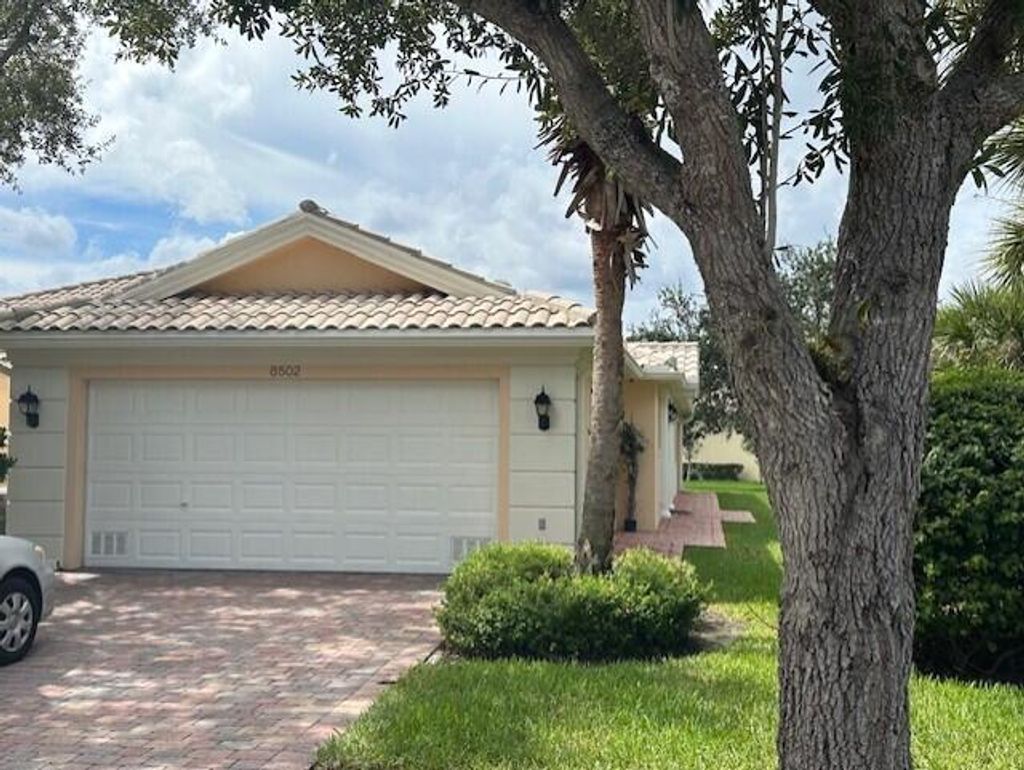Photo of 8502 SE Retreat Drive, Hobe Sound, FL 33455 (MLS # R11021181)