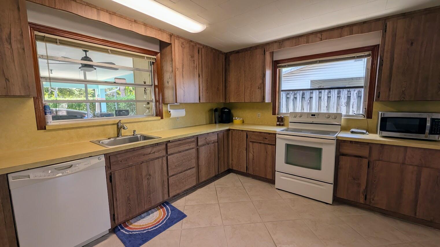 RIVER TERRACE - Residential Lease