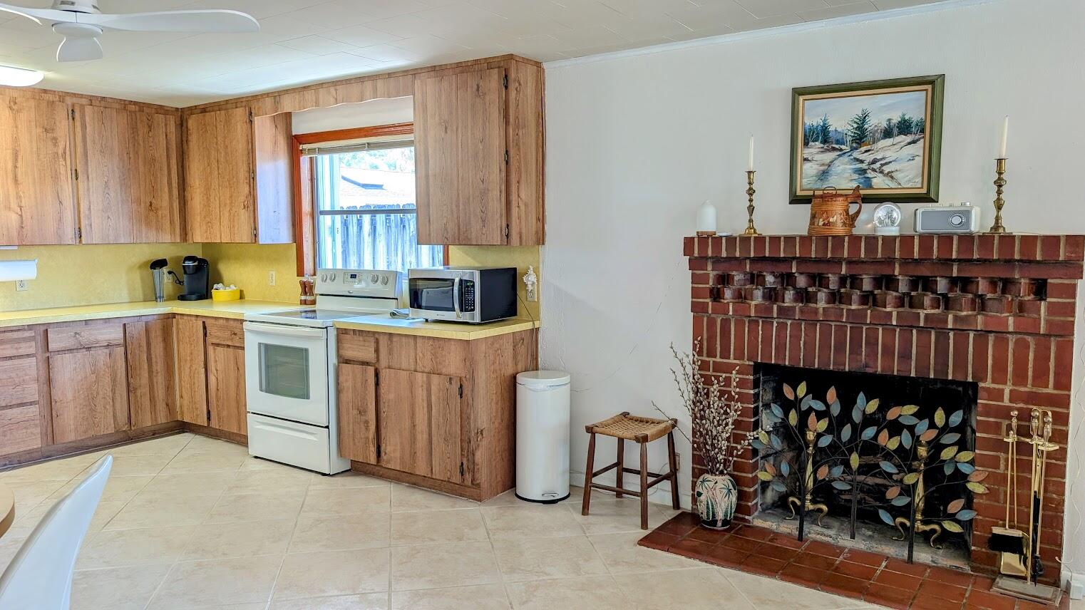 RIVER TERRACE - Residential Lease