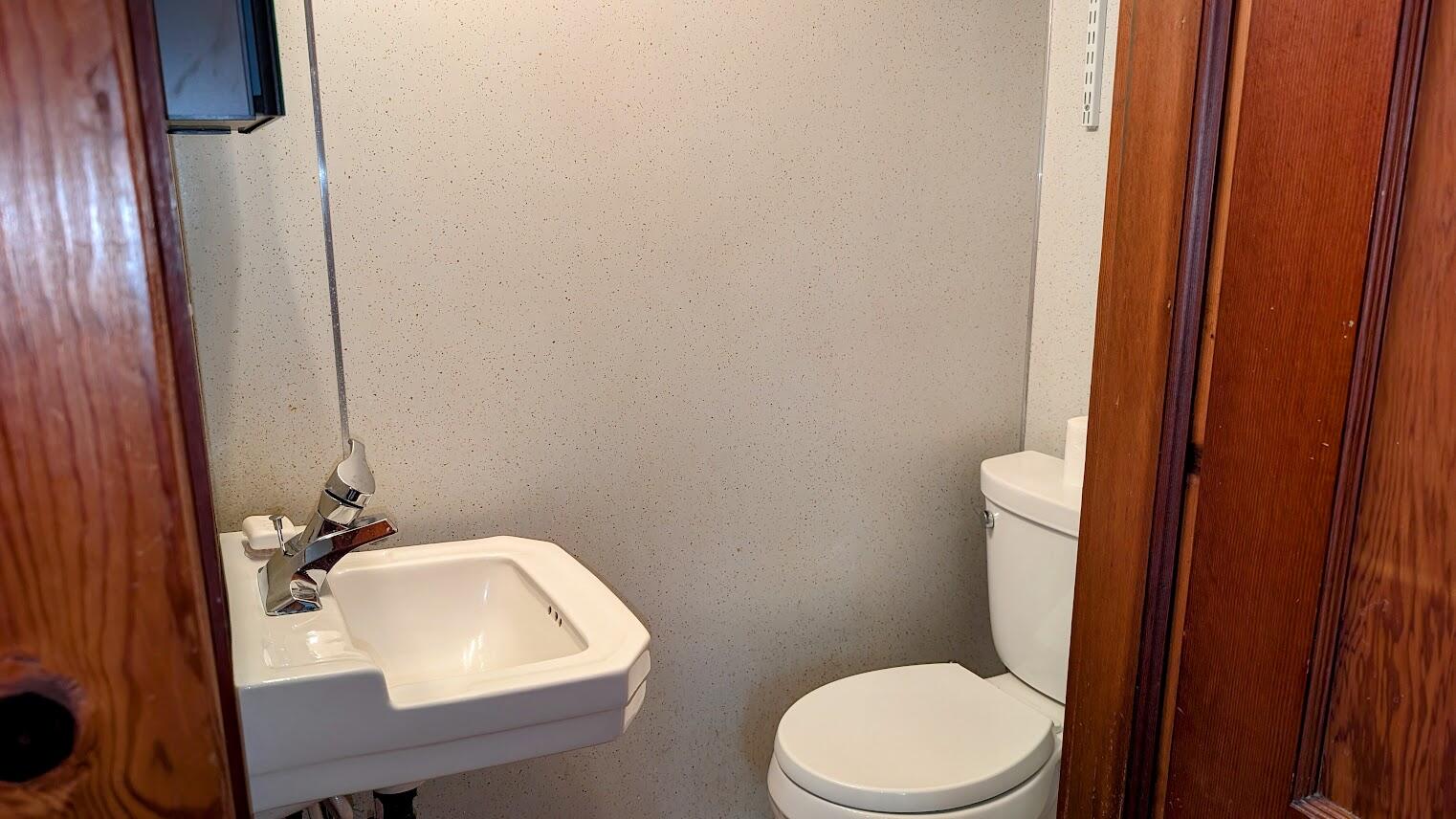 RIVER TERRACE - Residential Lease