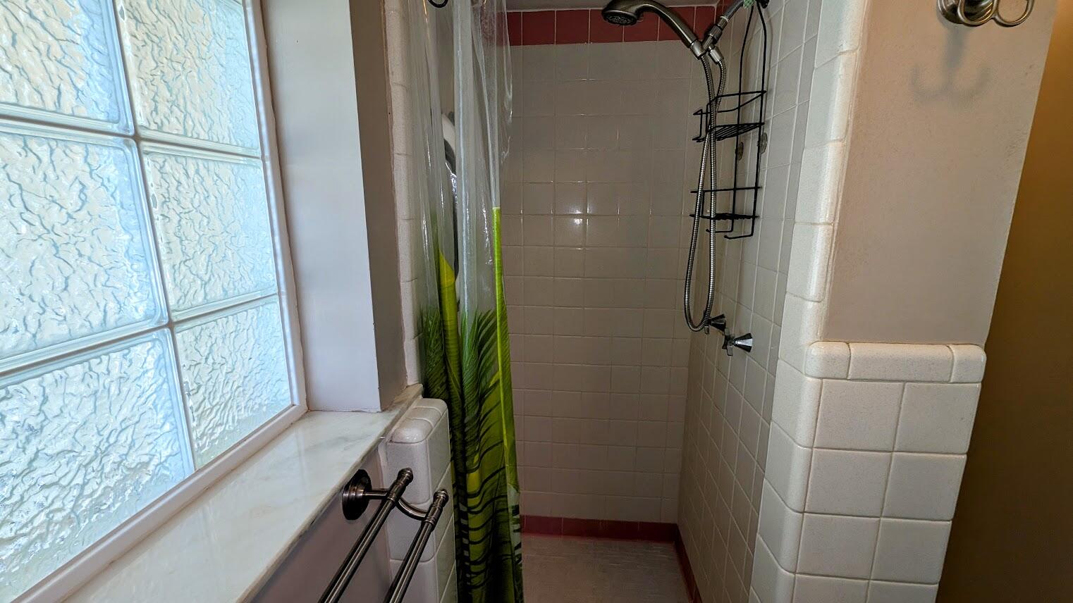RIVER TERRACE - Residential Lease