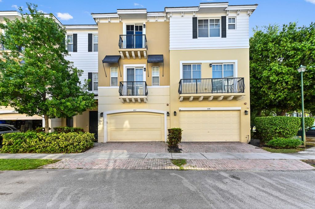 Photo of 642 NW 38th Circle, Boca Raton, FL 33431 (MLS # B26009361)