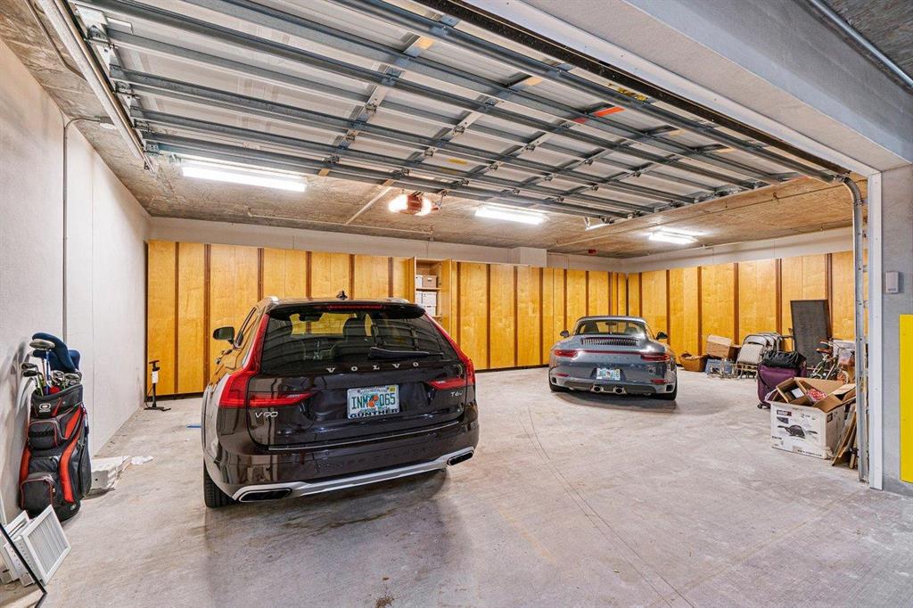 200 EAST PALMETTO PARK CO - Residential