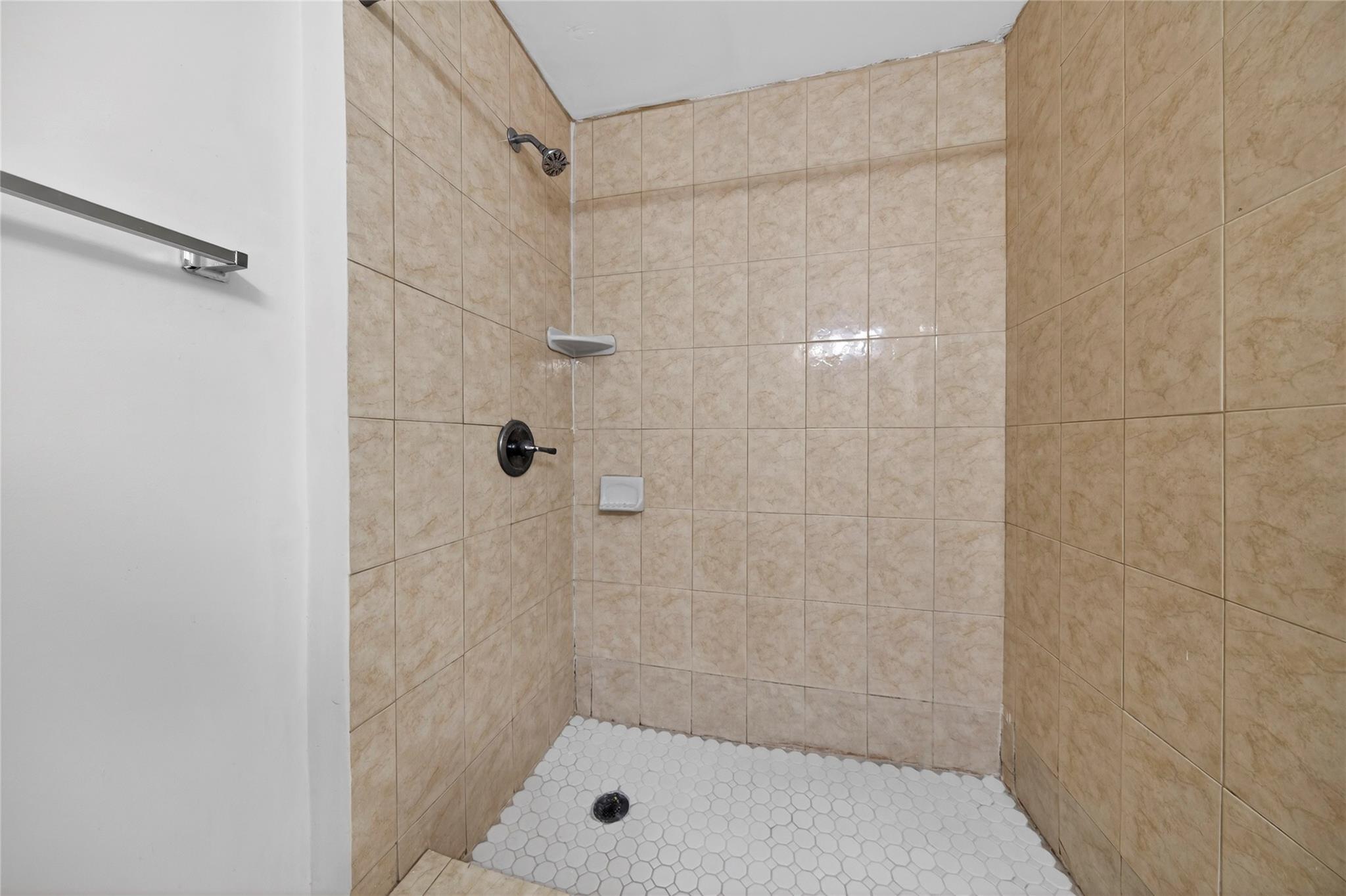 Waters Edge At Deerfield - Residential Lease