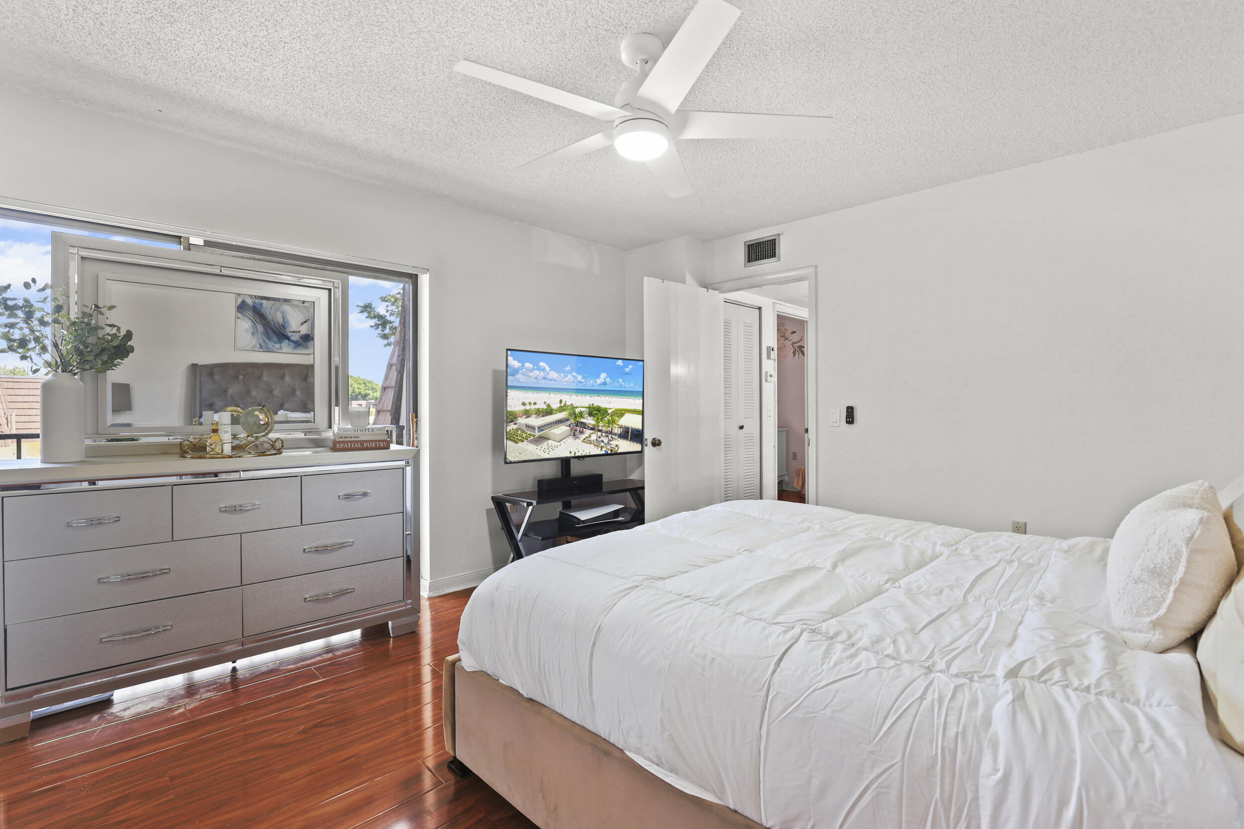 HERITAGE VILLAGE OF P B LAKES - Residential