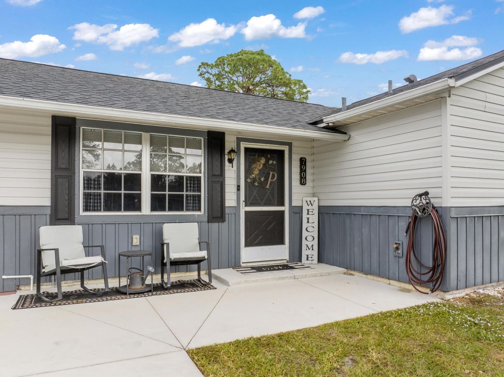 Photo of 7908 Kenwood Road, Fort Pierce, FL 34951 (MLS # R11046157)