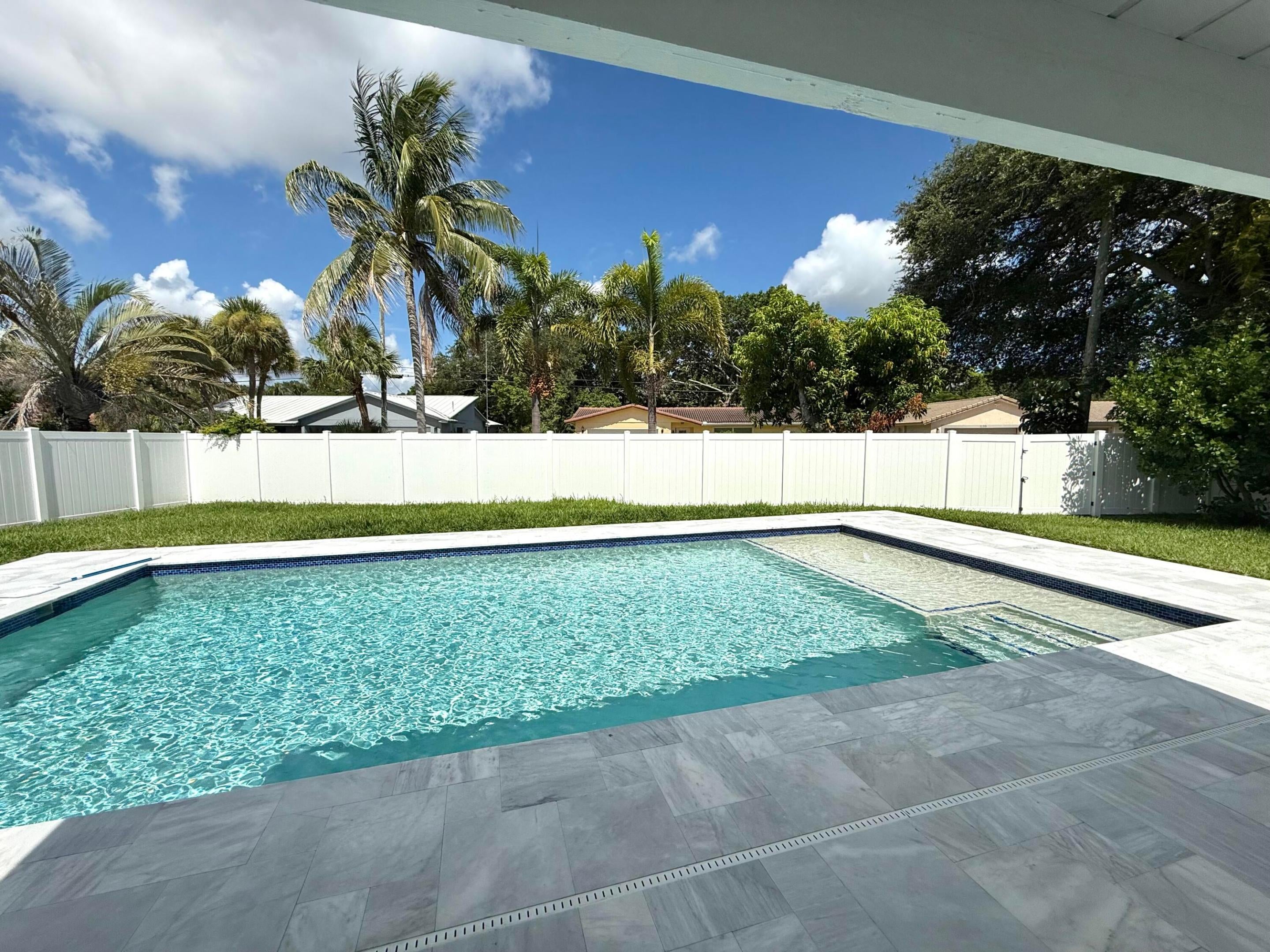 1101 NW 5th Avenue