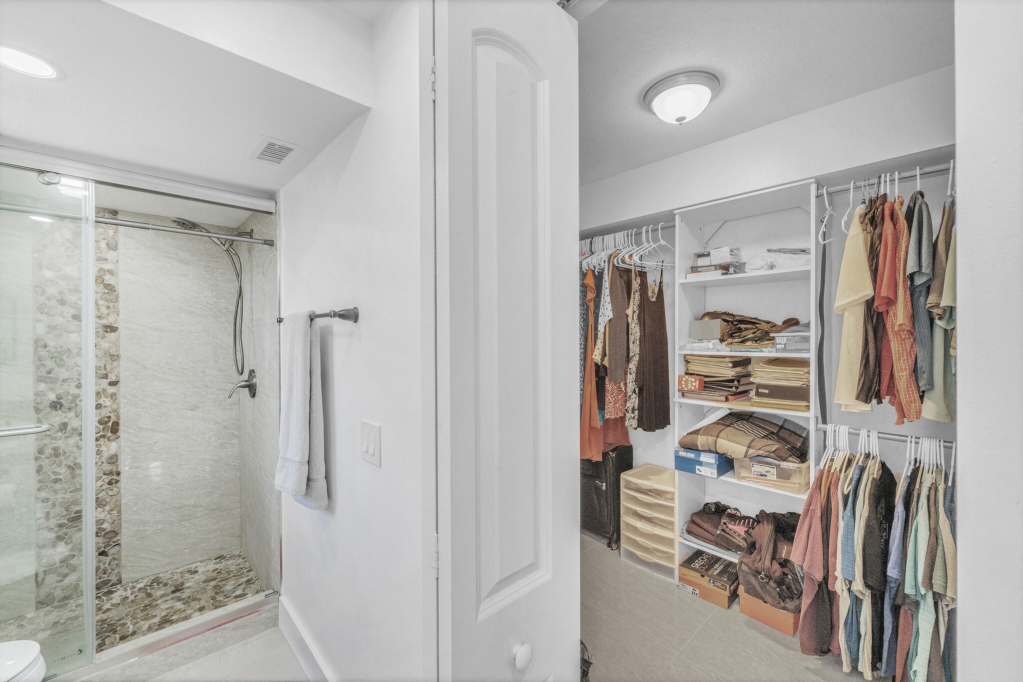 SUNRISE LAKES 183 CONDO - Residential