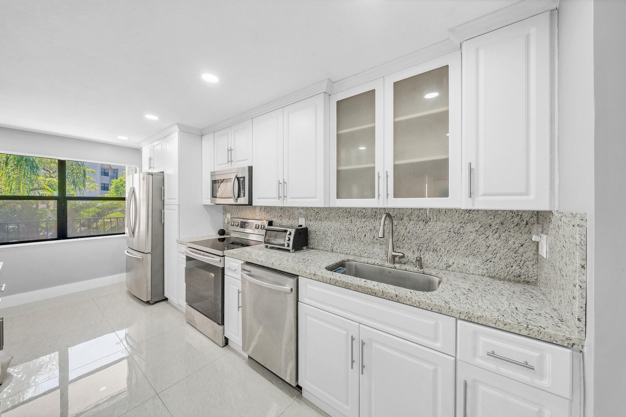 SUNRISE LAKES 183 CONDO - Residential