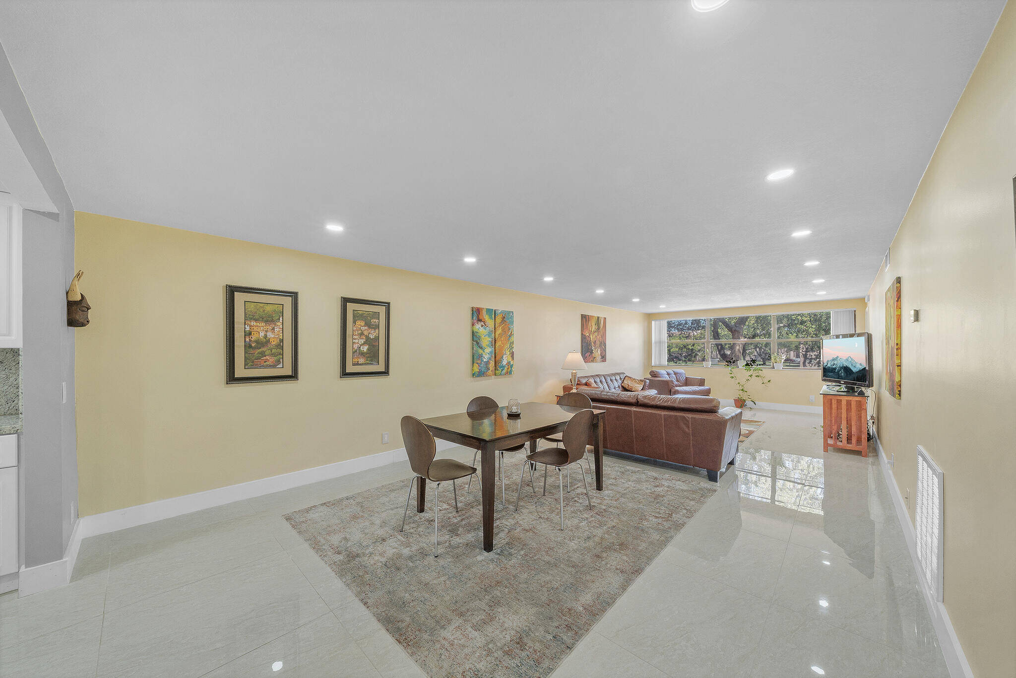 SUNRISE LAKES 183 CONDO - Residential