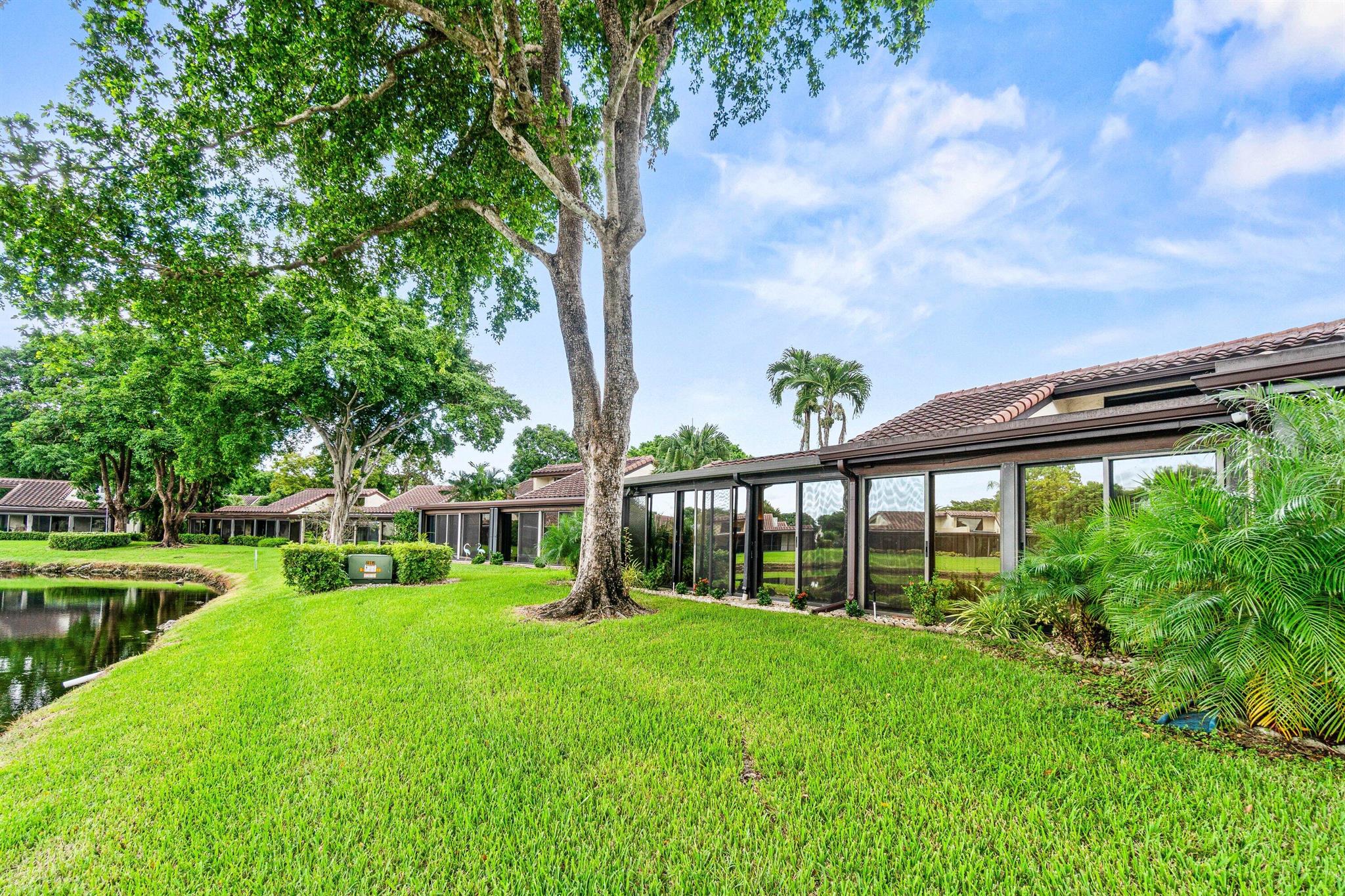GLADES OF BOCA LAGO CONDO - Residential