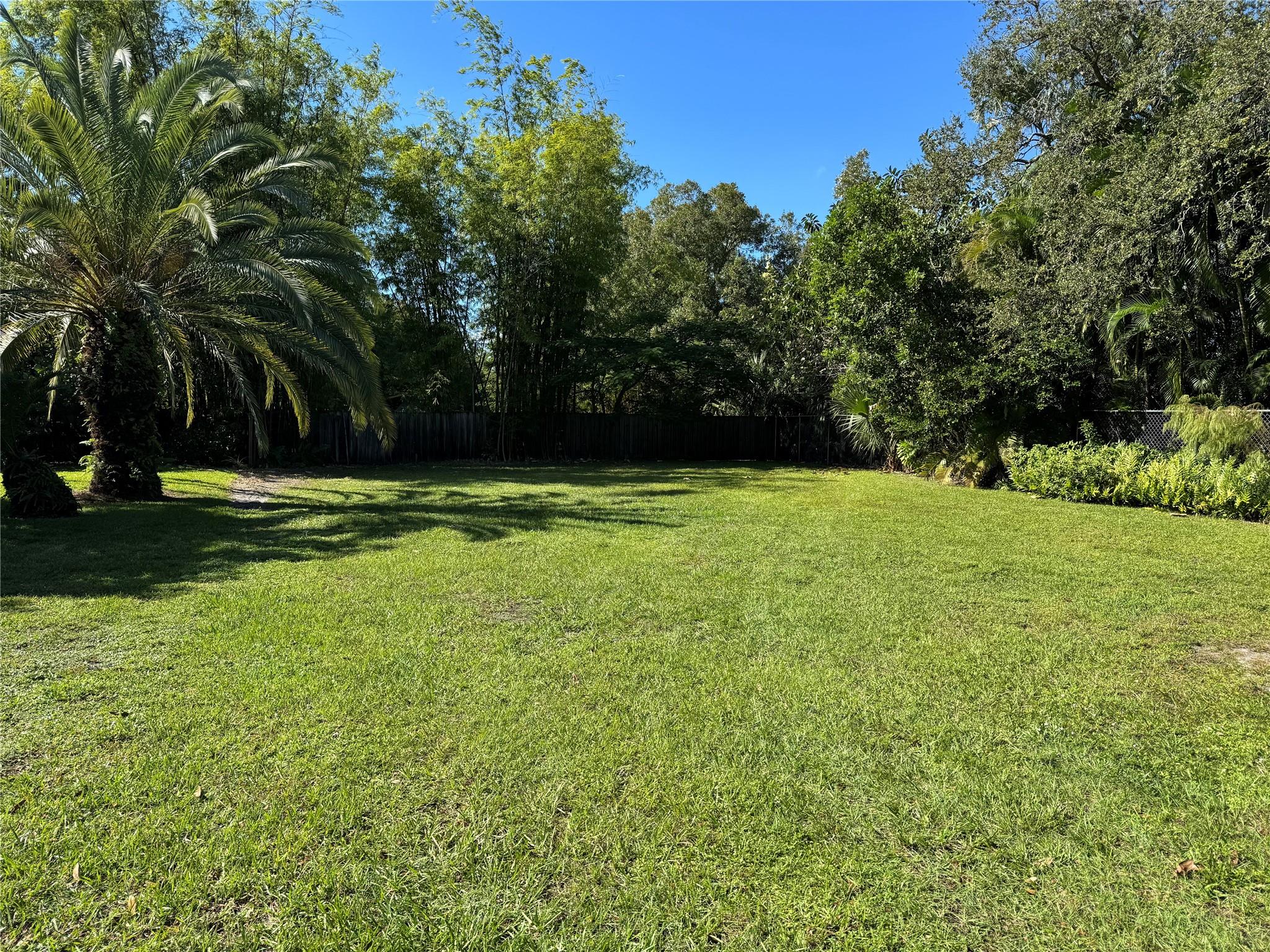 Braschs Green Acres - Residential