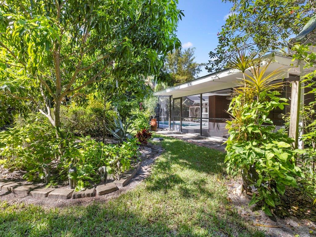 Braschs Green Acres - Residential