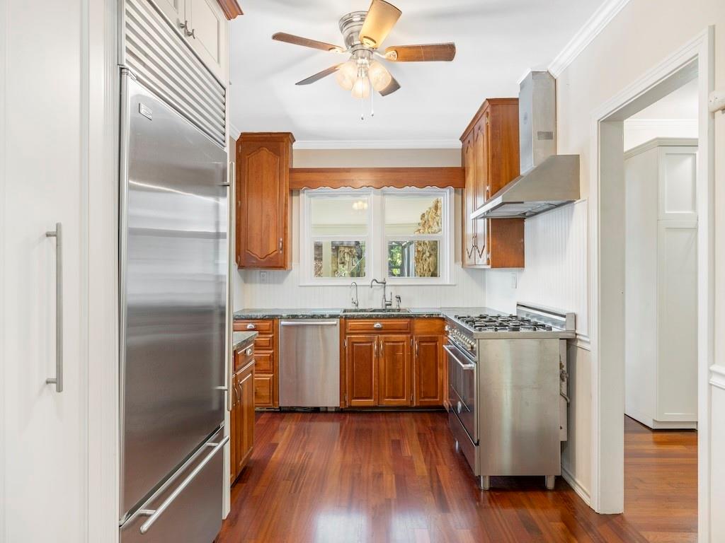 Braschs Green Acres - Residential