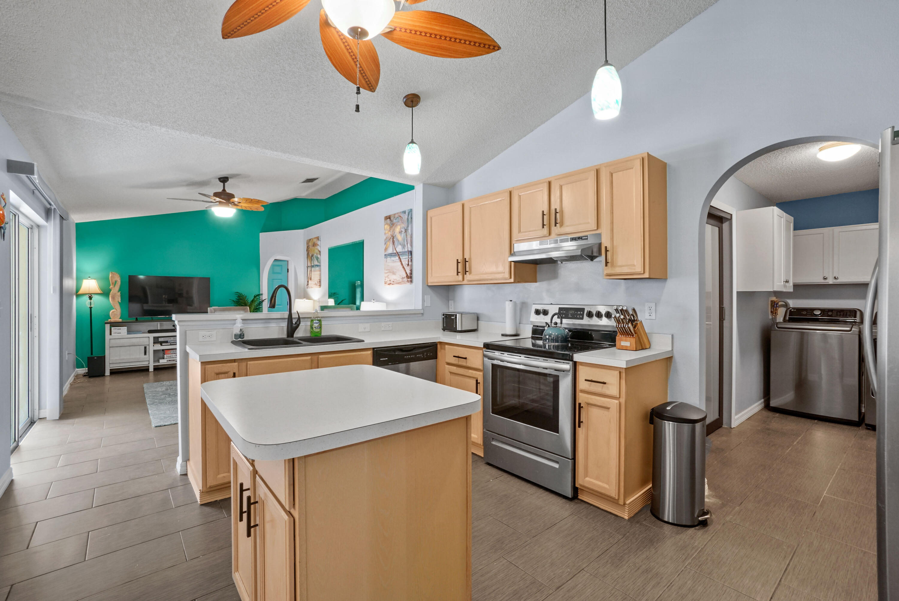 PORT ST LUCIE SECTION 62 - Residential Lease