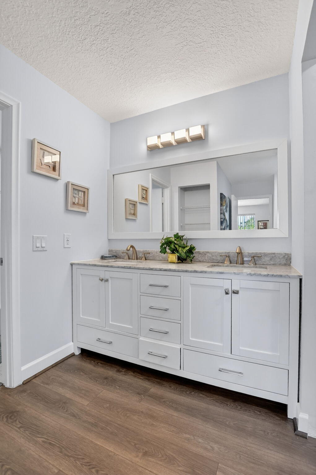 HORIZONS OF BOCA LAGO CONDO - Residential Lease