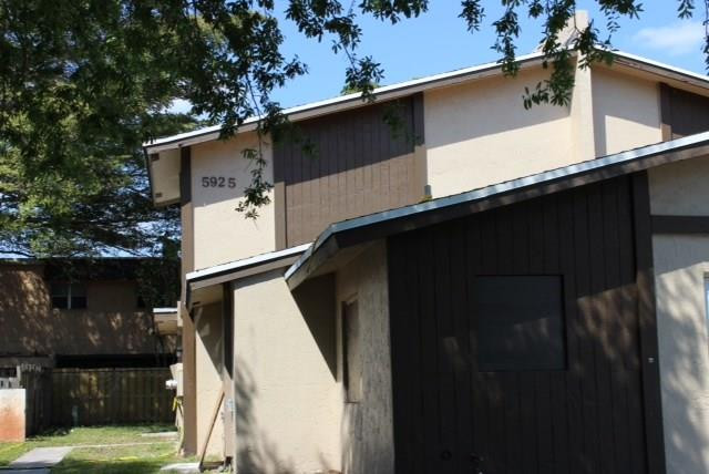 L D C Estates 75-31 B - Residential Lease