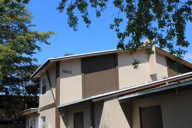 L D C Estates 75-31 B - Residential Lease