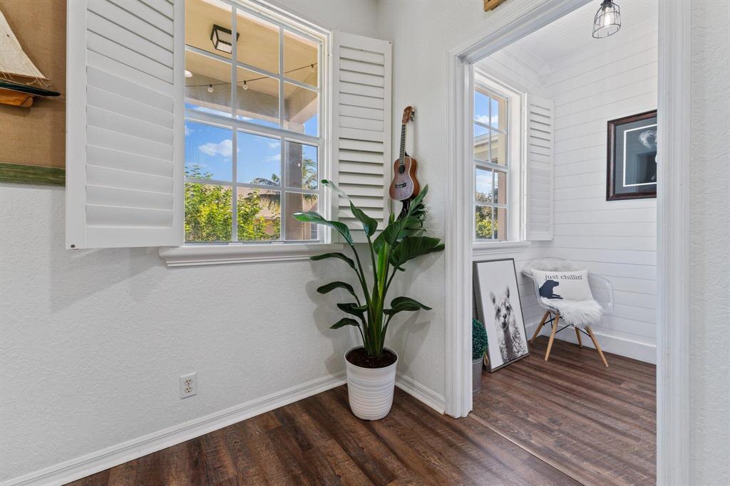 SANDPIPER COVE AT BOTANICA CONDO - Residential