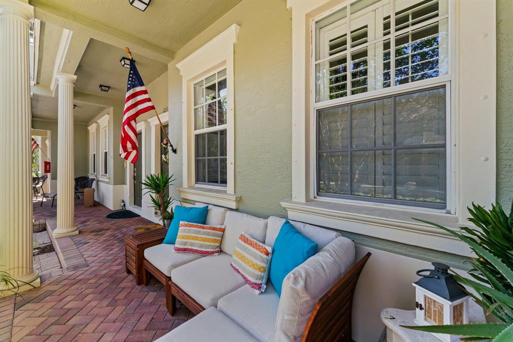 SANDPIPER COVE AT BOTANICA CONDO - Residential