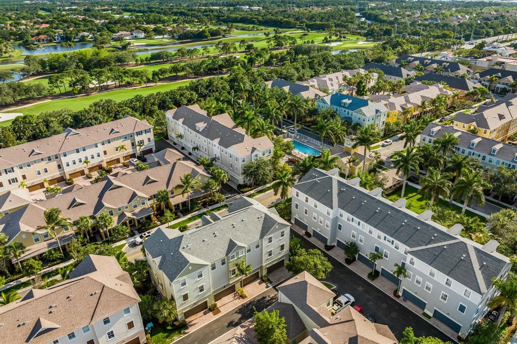 SANDPIPER COVE AT BOTANICA CONDO - Residential