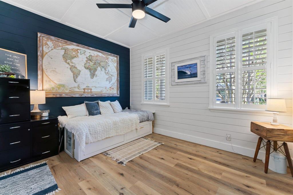 SANDPIPER COVE AT BOTANICA CONDO - Residential