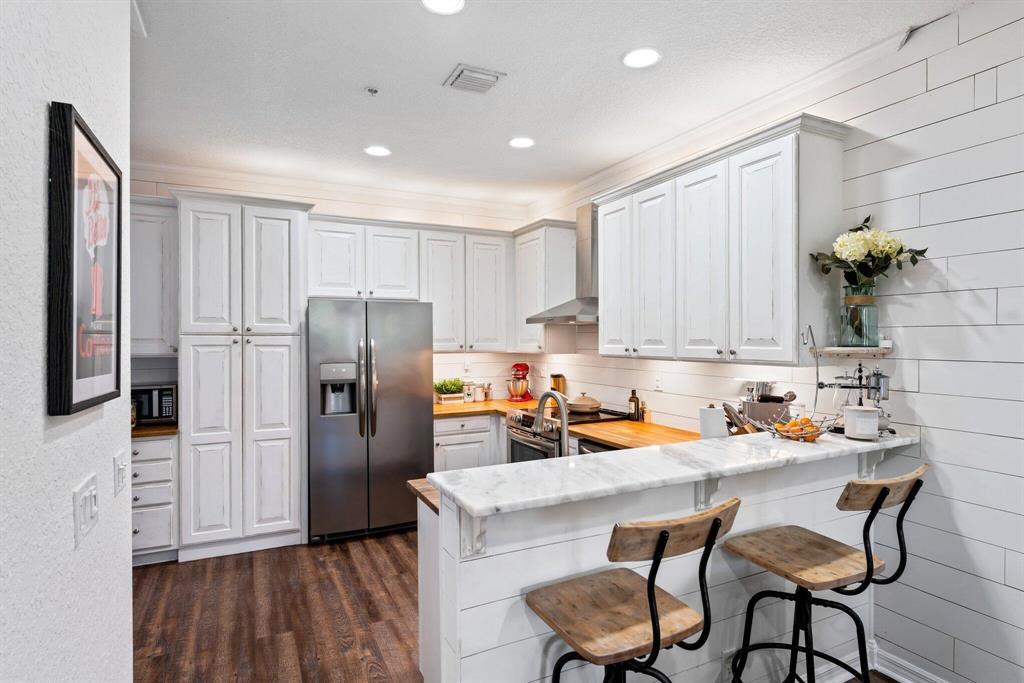 SANDPIPER COVE AT BOTANICA CONDO - Residential