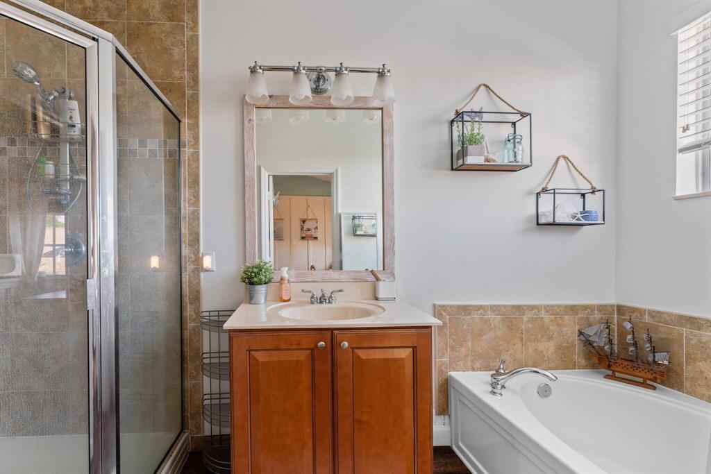 SANDPIPER COVE AT BOTANICA CONDO - Residential