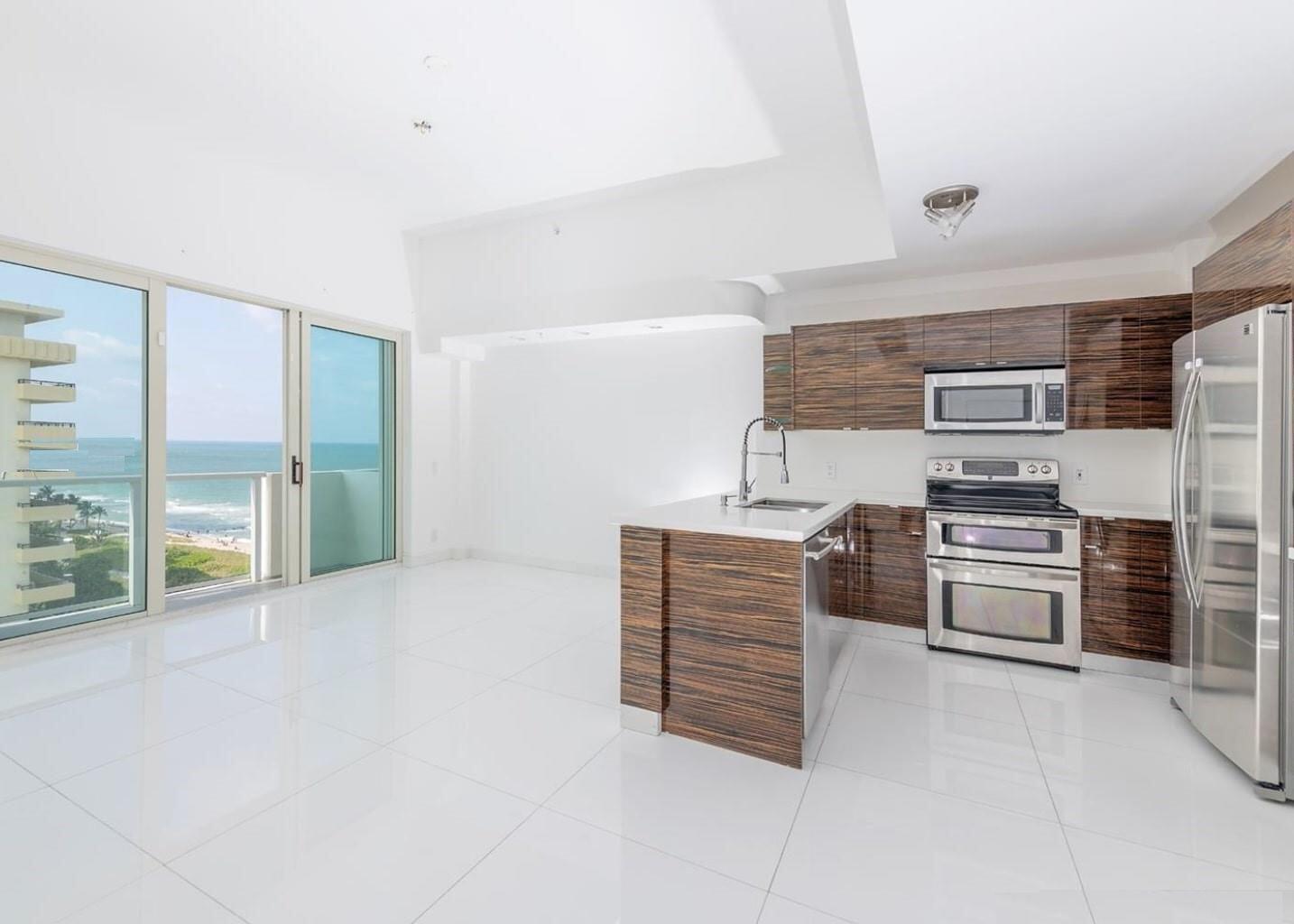 9499 Collins Avenue Ph-04